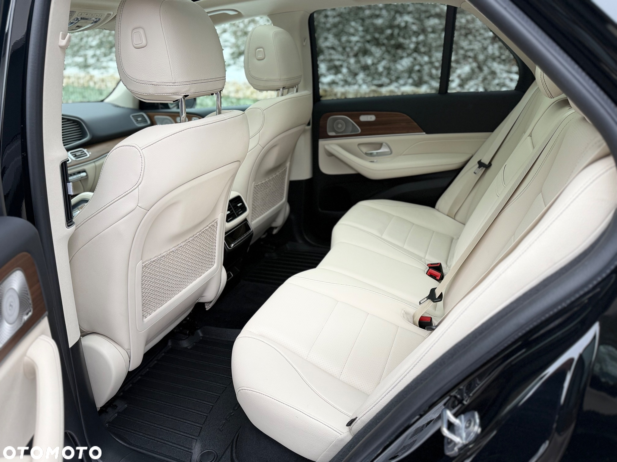 Mercedes-Benz GLE - 14