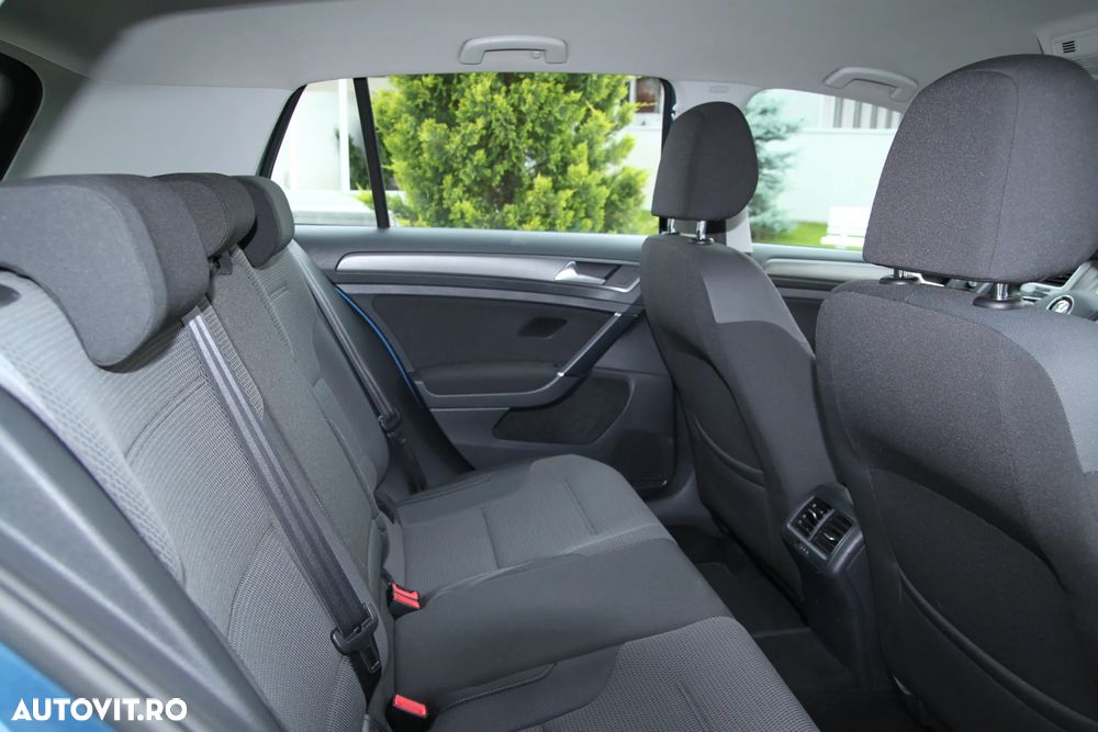 Volkswagen Golf 1.6 TDI DPF BMT Comfortline - 13