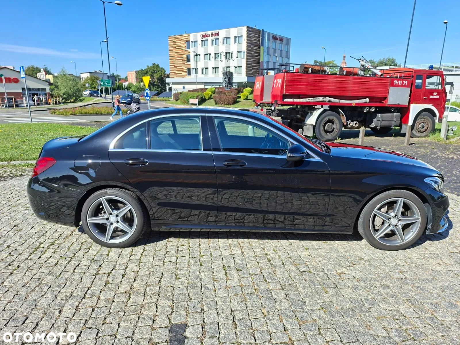 Mercedes-Benz Klasa C 200 4-Matic 7G-TRONIC - 2