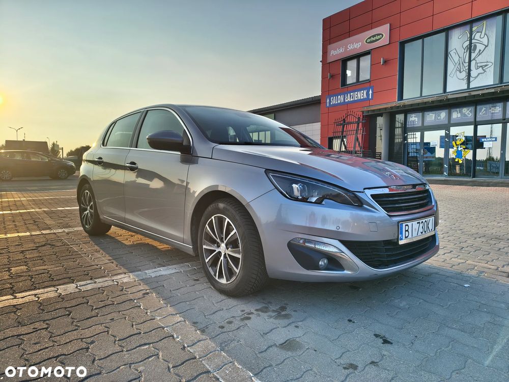 Peugeot 308 125 THP Allure - 1