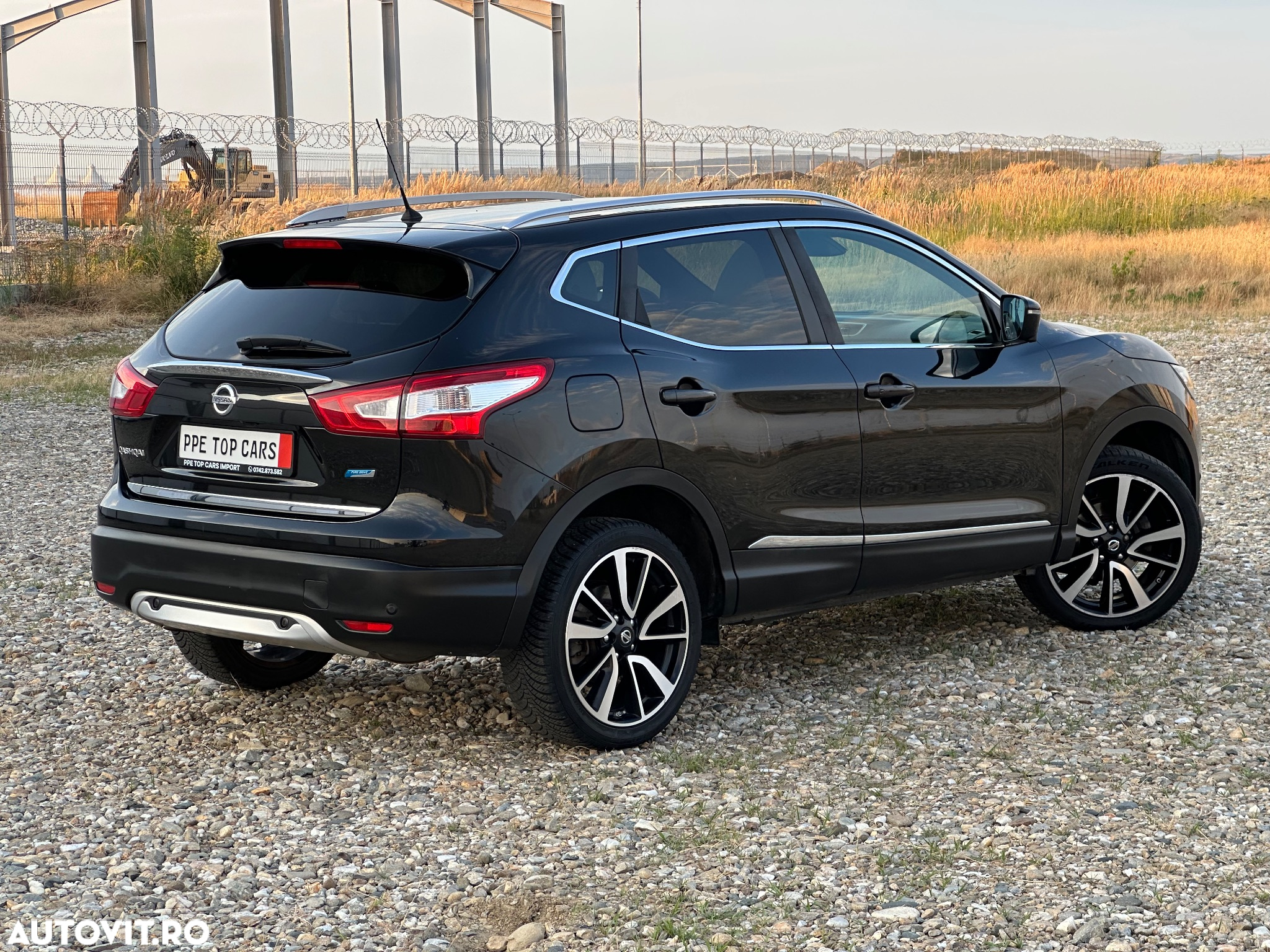 Nissan Qashqai 1.5 DCI TEKNA+ - 23
