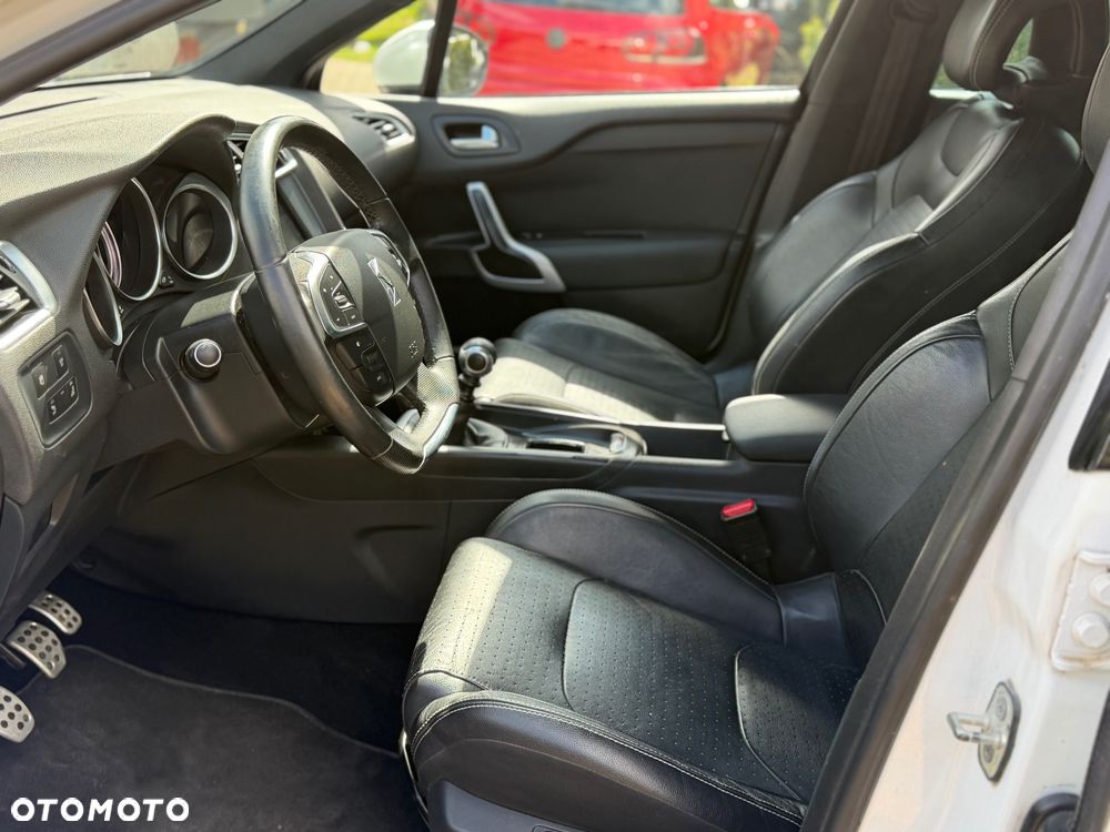 Citroën DS4 HDi 165 SportChic - 10