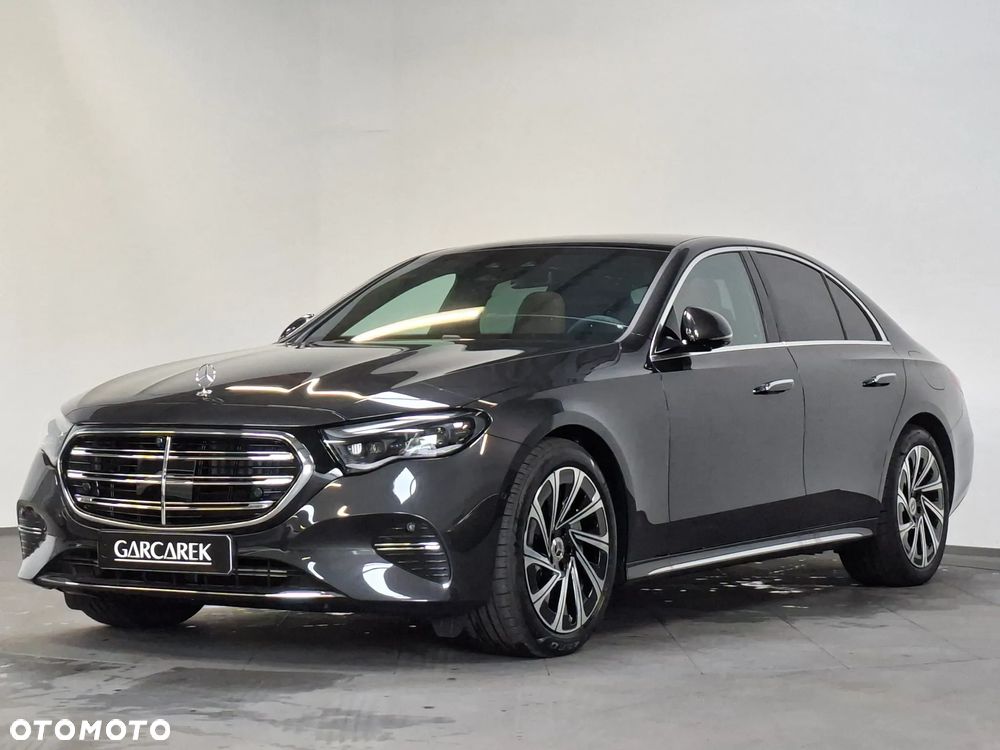 Mercedes-Benz Klasa E 300 de PHEV 4-Matic AMG 9G-Tronic - 1