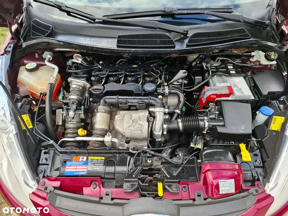 Ford Fiesta 1.6 TDCi SYNC Edition - 15