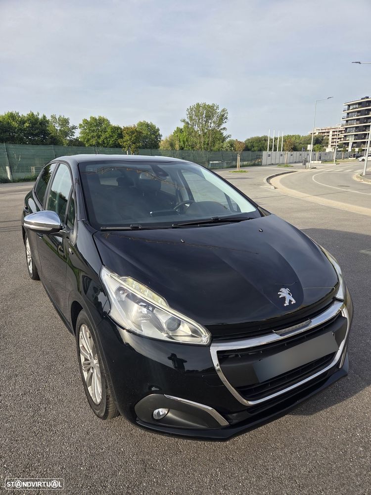 Peugeot 208 1.2 PureTech Style - 1