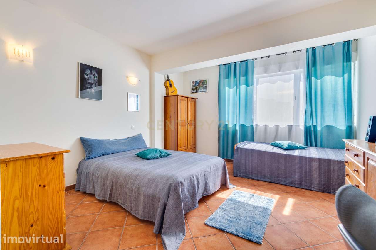 Apartamento T2 Renovado com Vista Ria, em Faro - Grande imagem: 2/14