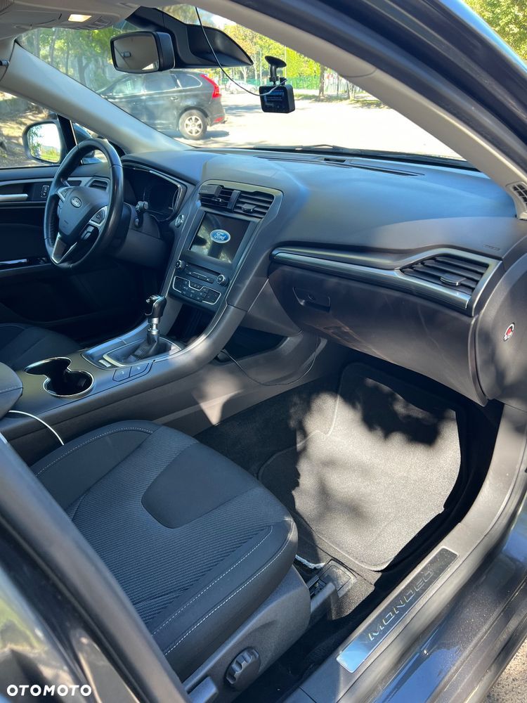 Ford Mondeo 2.0 TDCi Titanium - 13
