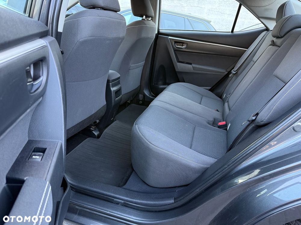 Toyota Corolla 1.4 D-4D Comfort - 18