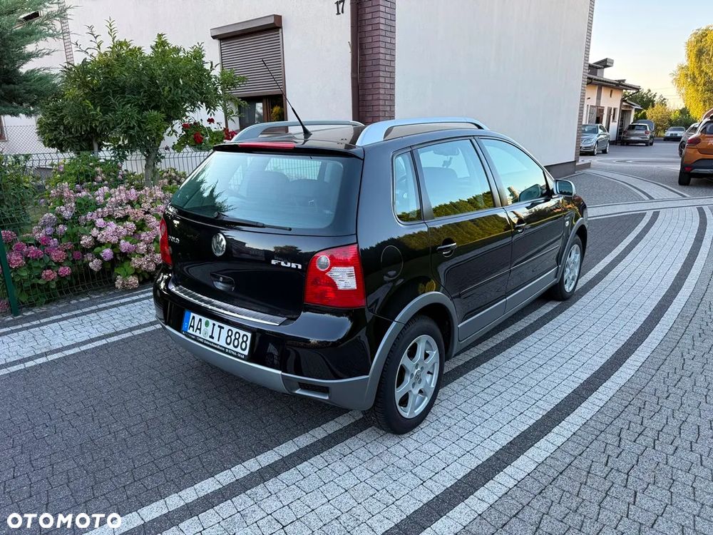 Volkswagen Polo 1.4 16V Fun - 11