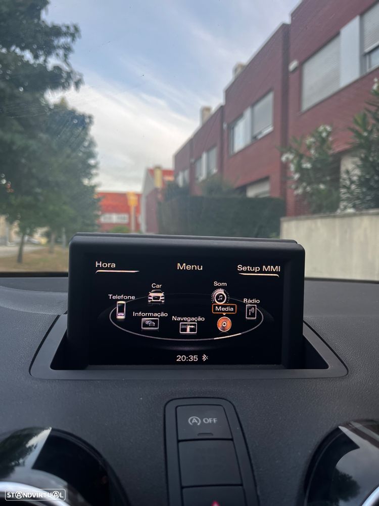 Audi A1 1.6 TDI Attraction - 10