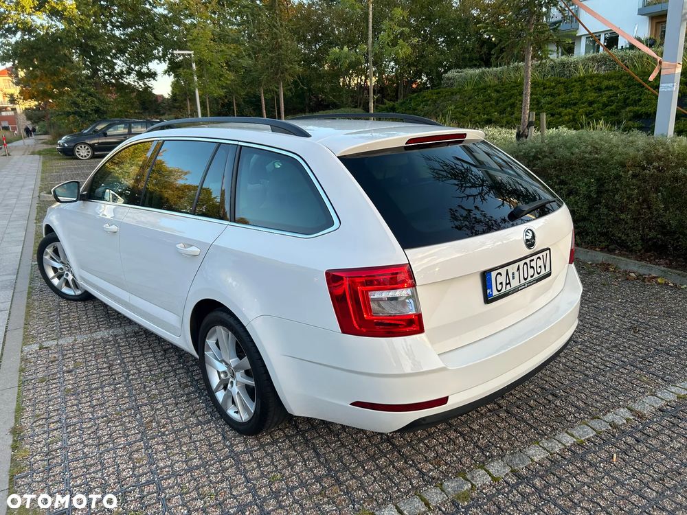 Skoda Octavia 1.4 TSI Style DSG - 5