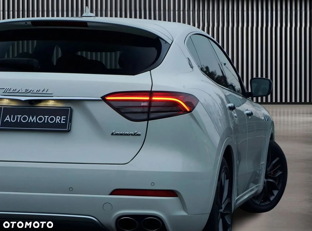 Maserati Levante Q4 - 11