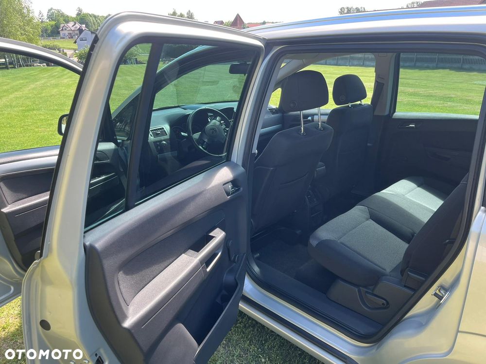 Opel Zafira 1.6 ECOFLEX Design Edition - 19