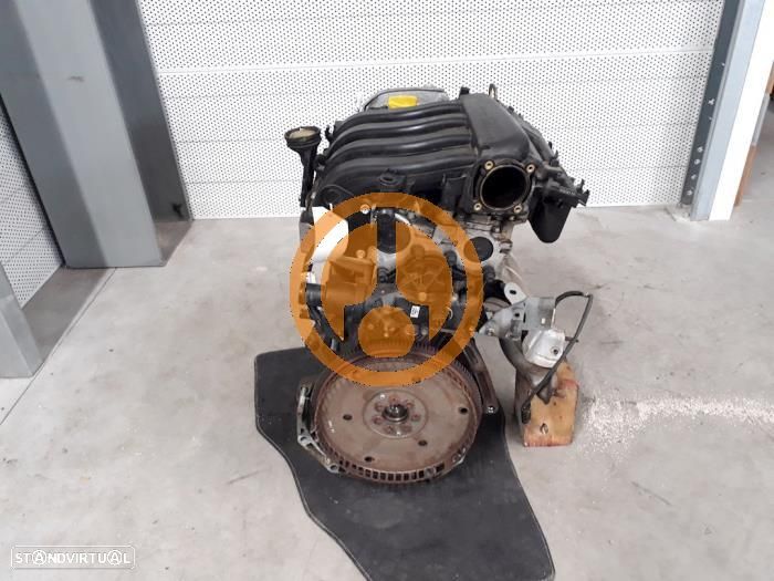 Motor F9Q816 RENAULT GRAND SCENIC II MEGANE II MEGANE II A TROIS