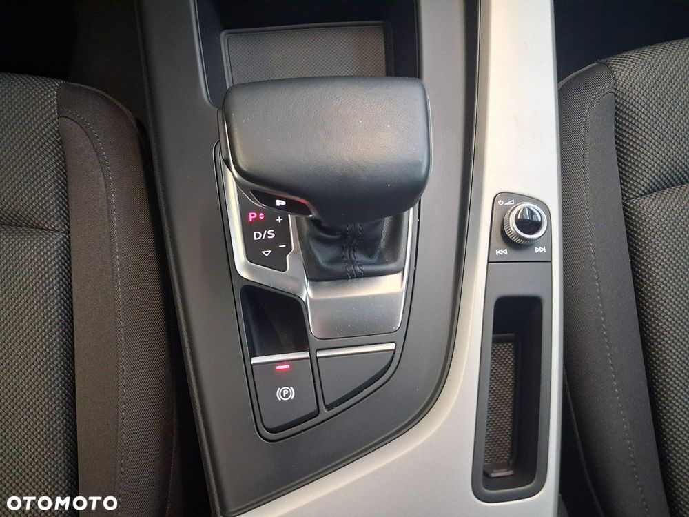 Audi A4 Limousine - 25