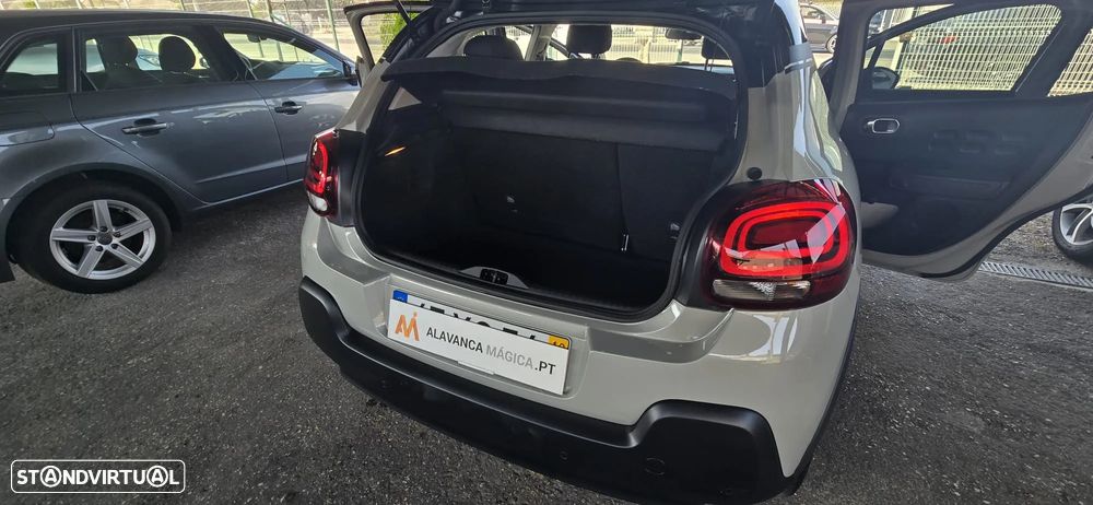 Citroën C3 1.2 PureTech Shine - 25