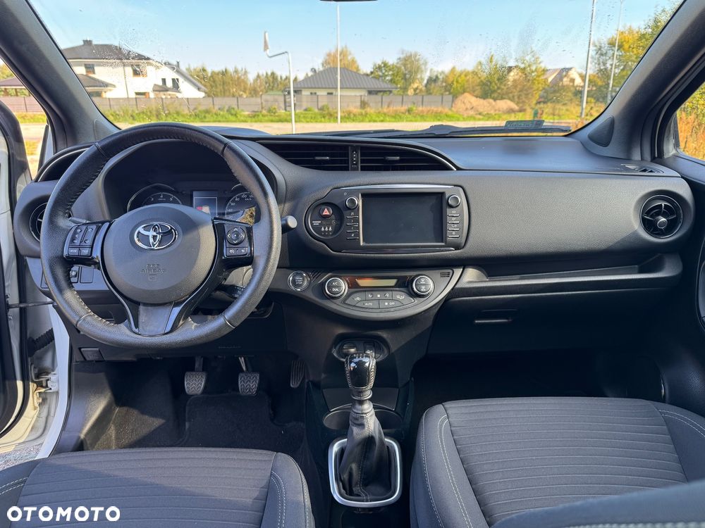 Toyota Yaris 1.5 Selection - 17