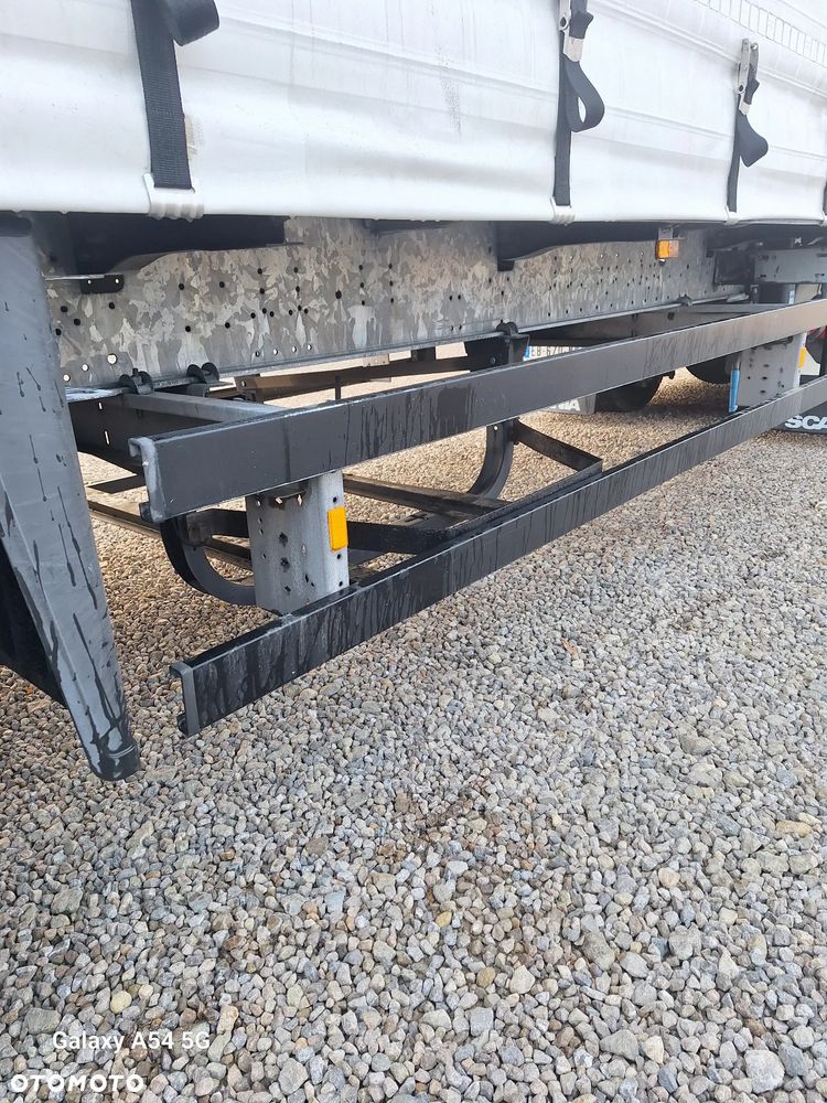 Schmitz Cargobull VARIOS - 8