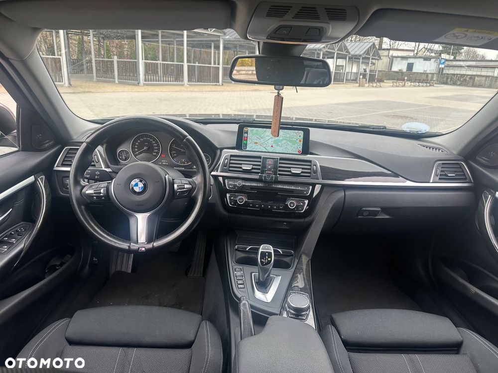 BMW Seria 3 320d Luxury Line - 18