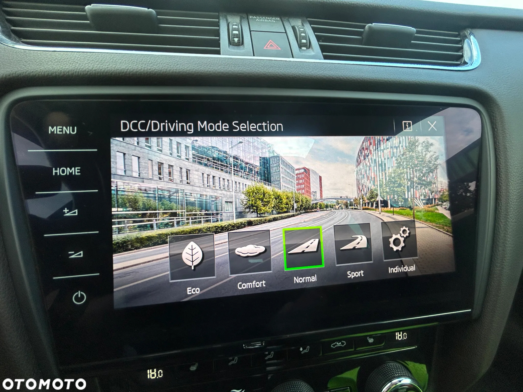 Skoda Octavia Combi 2.0 TDI 4x4 DSG L&K - 28
