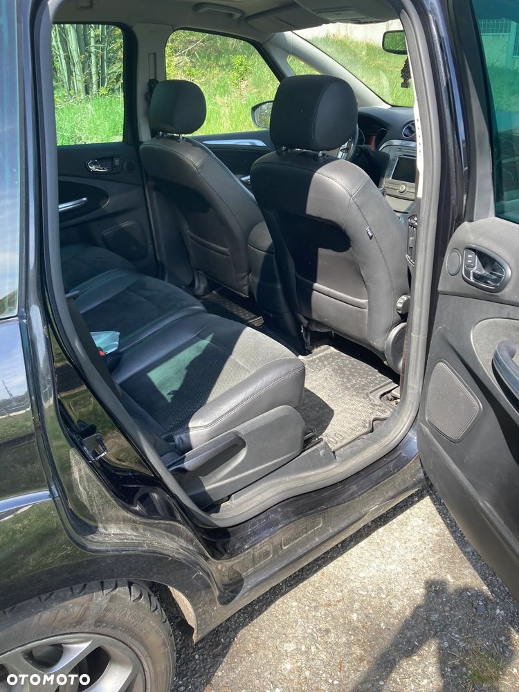 Ford S-Max ver-2-0-tdci-titanium - 8