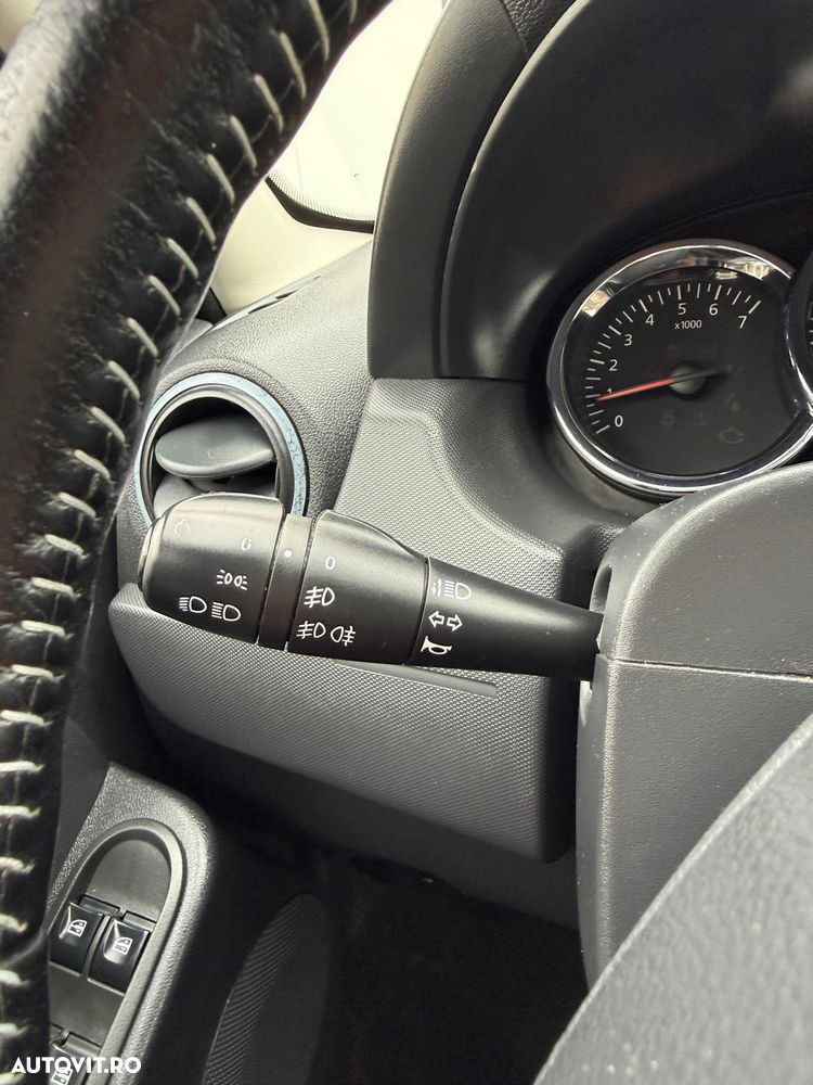 Dacia Duster dCi 110 FAP 4x4 Prestige - 27