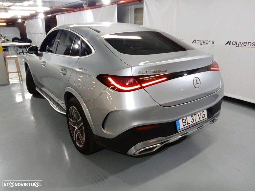 Mercedes-Benz GLC 200 d 4Matic - 3