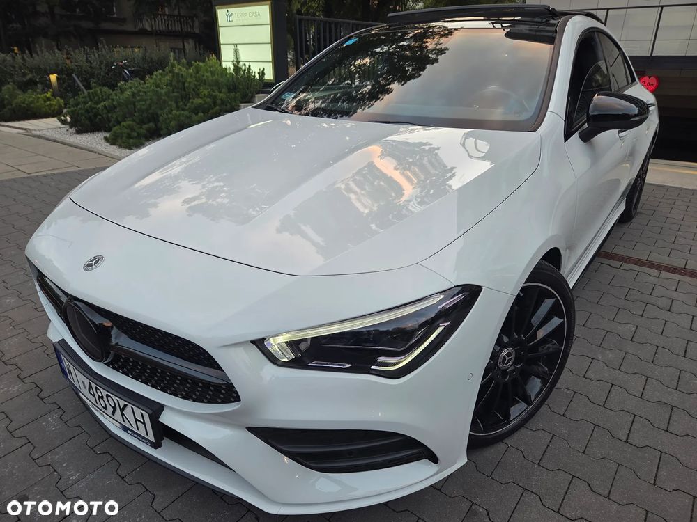 Mercedes-Benz CLA 220 4-Matic AMG Line 7G-DCT - 11