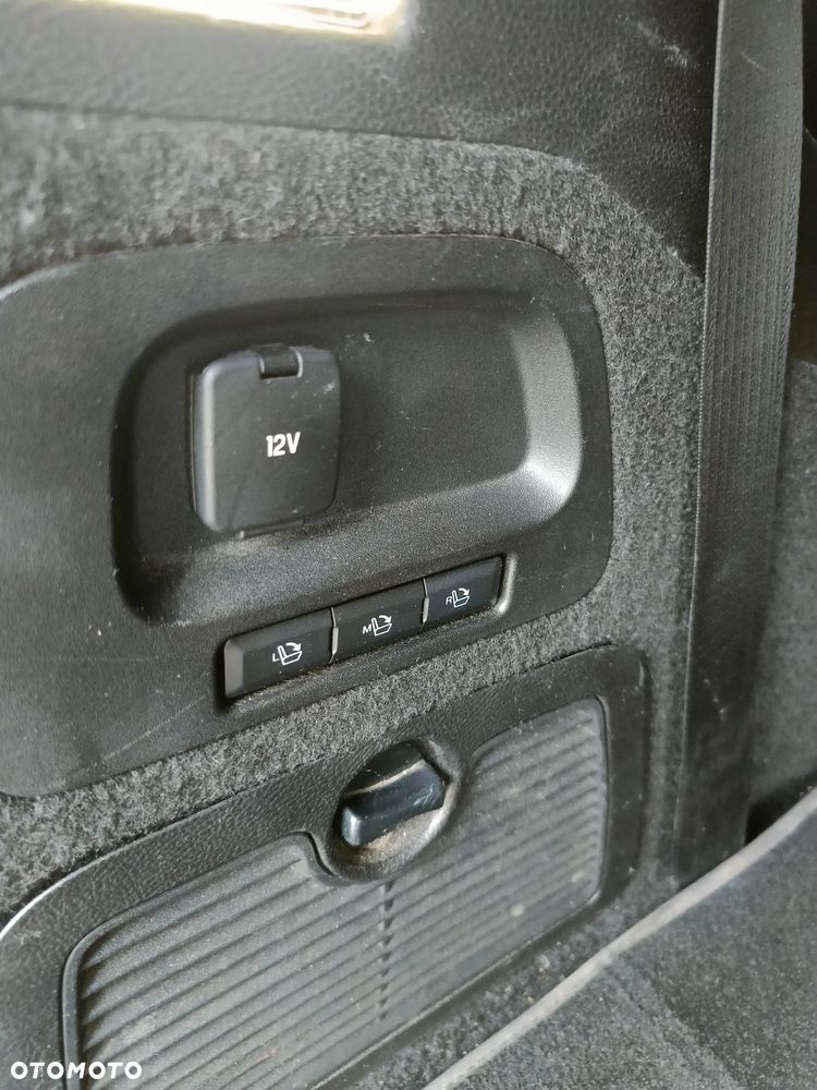 Ford Galaxy - 21