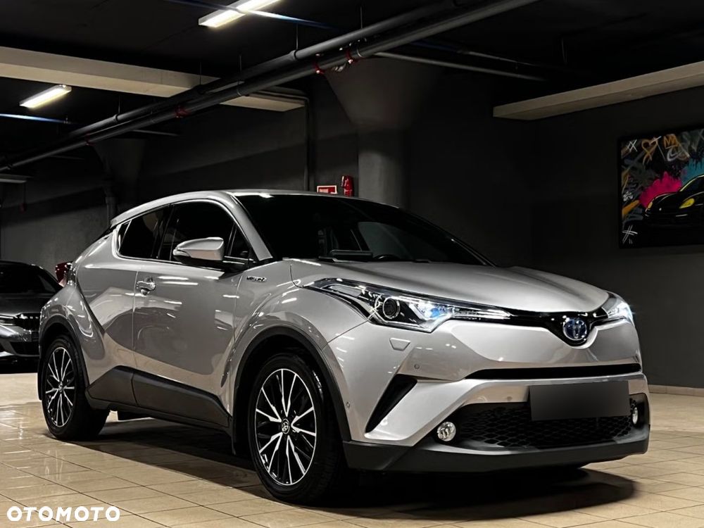 Toyota C-HR Lounge - 2