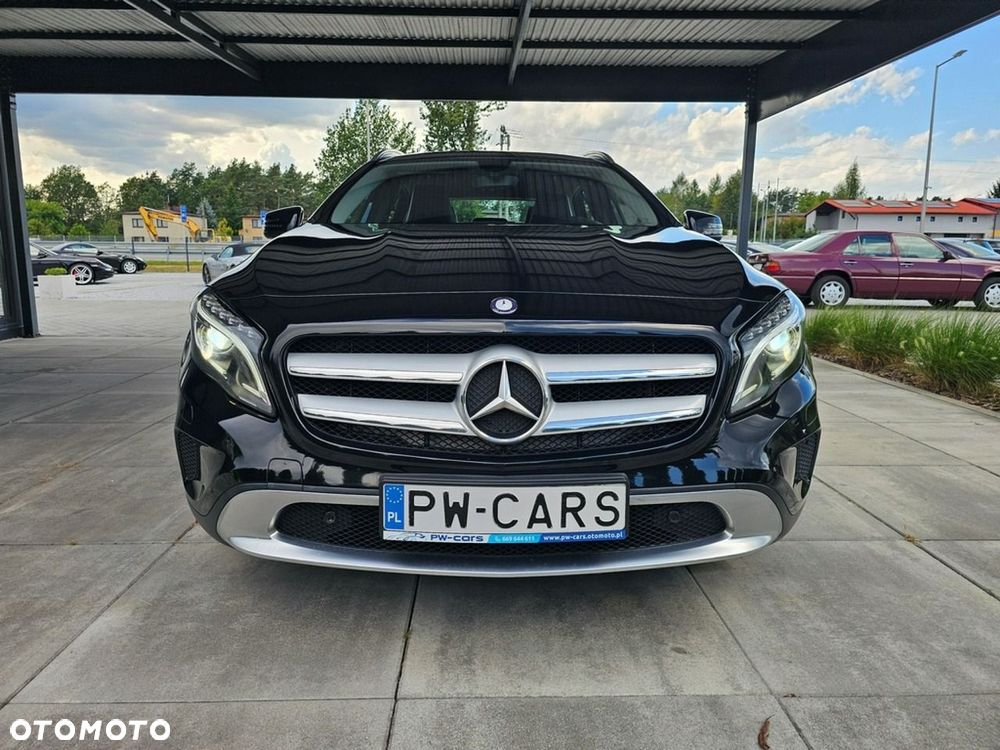 Mercedes-Benz GLA - 5