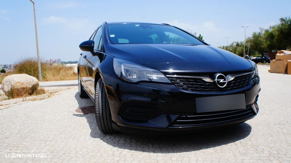 Opel Astra Sports Tourer - 11