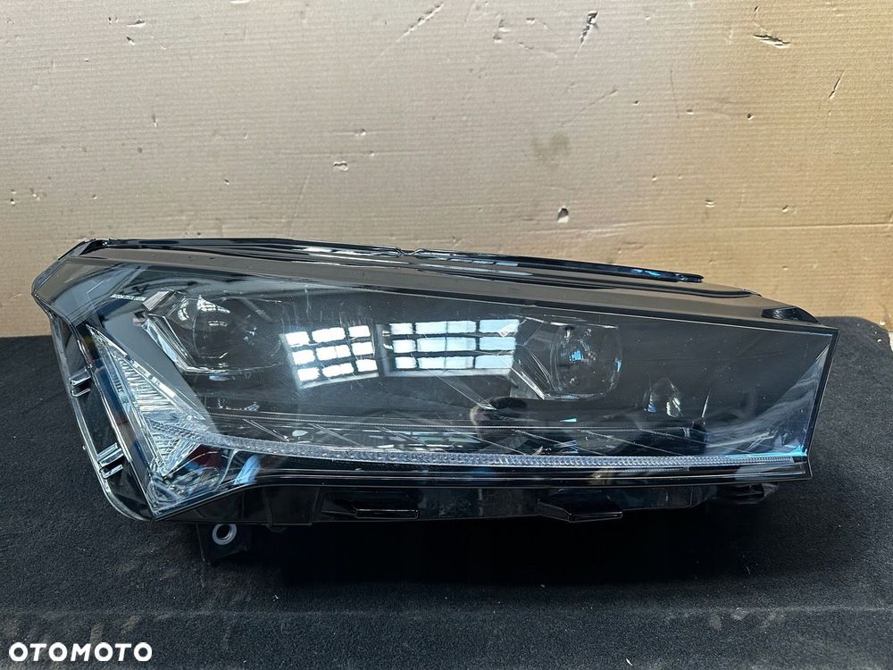 SKODA ENYAQ iV 2020 LAMPA PRAWY PRZÓD PREZDNIA FULL LED 5LB941016A - 1