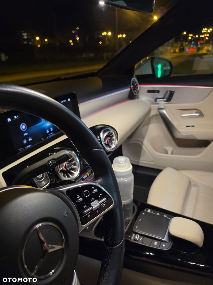 Mercedes-Benz Klasa A 220 4Matic 7G-DCT Progressive - 21
