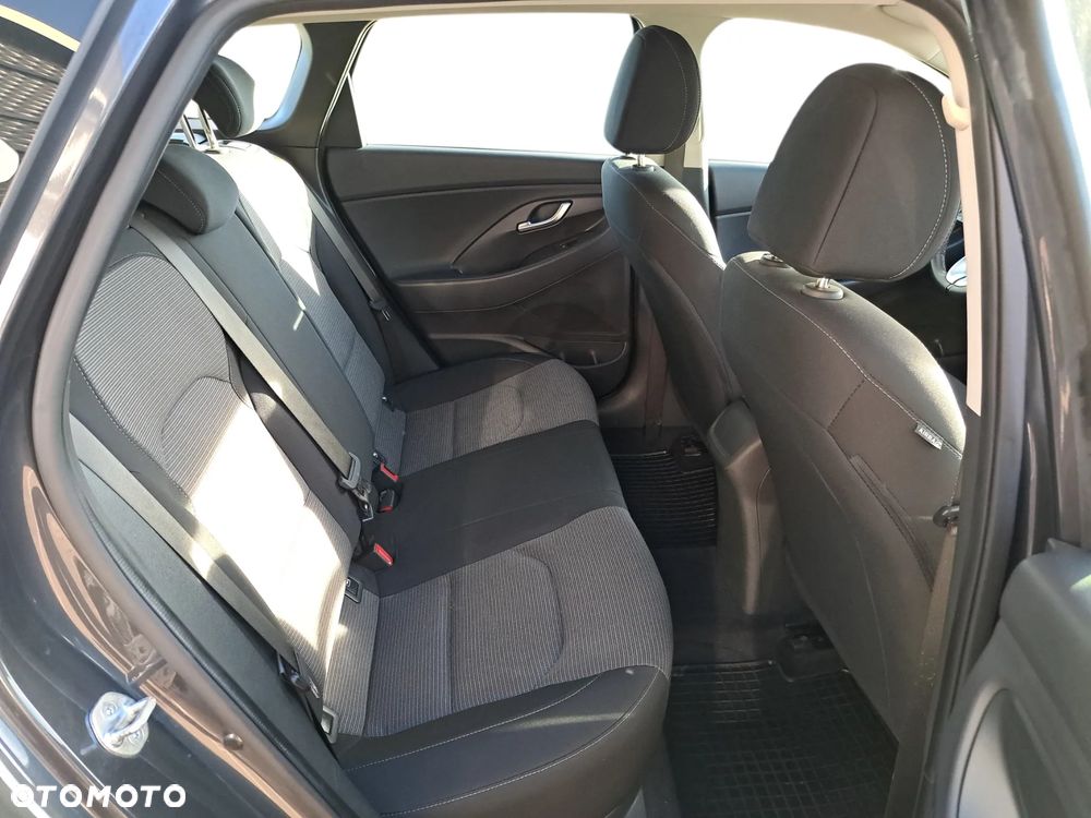 Hyundai i30 1.0 T-GDI Modern - 24