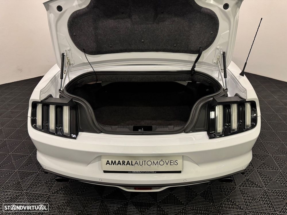 Ford Mustang 2.3i EcoBoost - 59