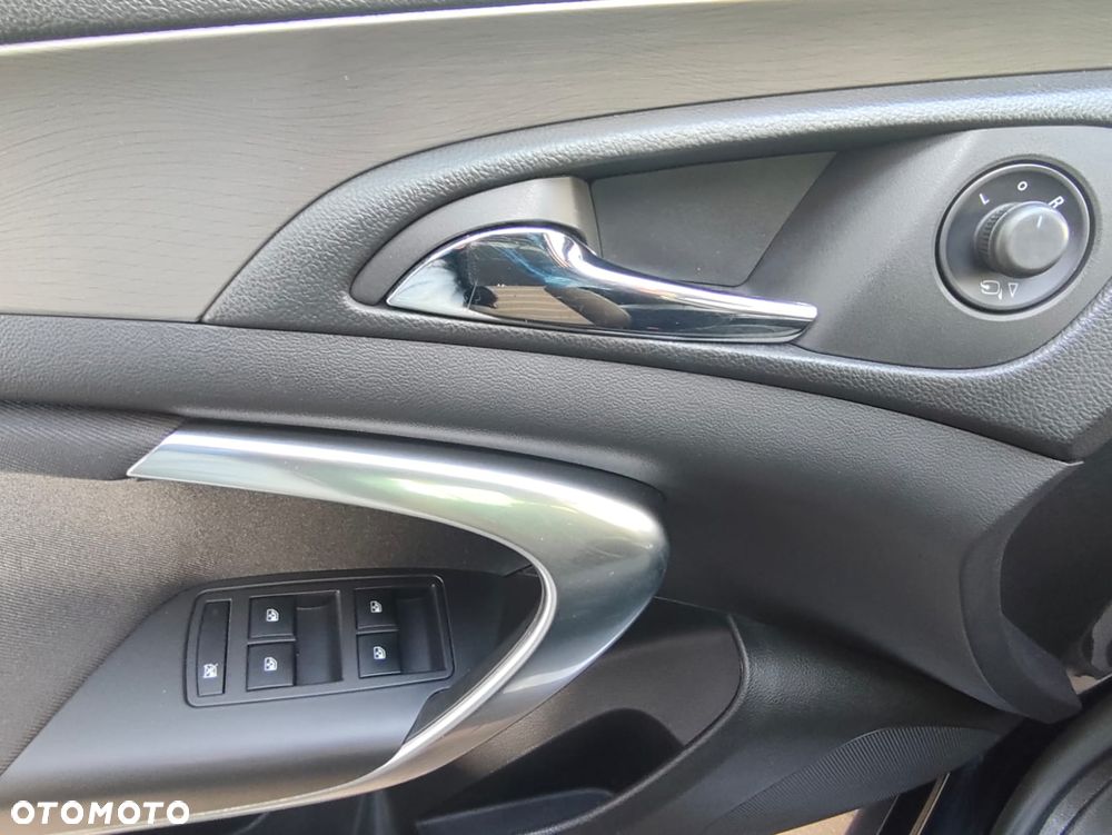 Opel Insignia 1.6 Turbo Cosmo - 12