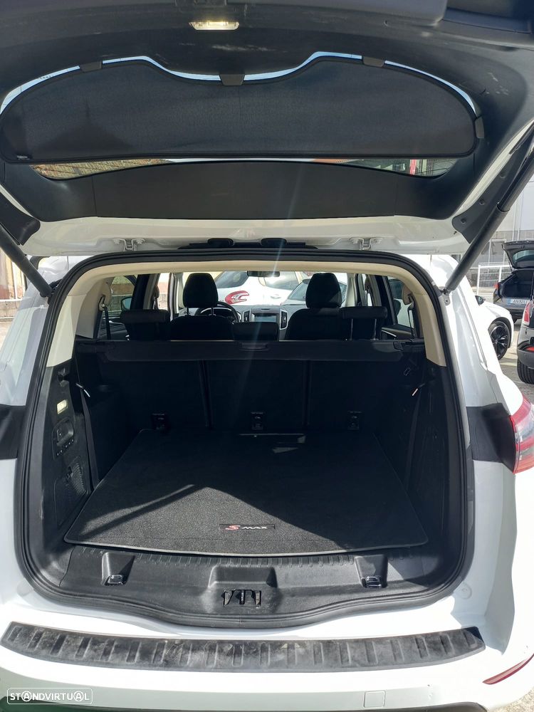 Ford S-Max 2.0 TDCi Titanium - 9