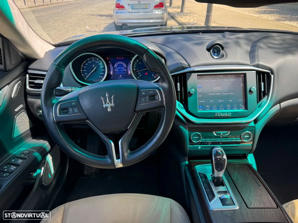 Maserati Ghibli 3.0 V6 - 9