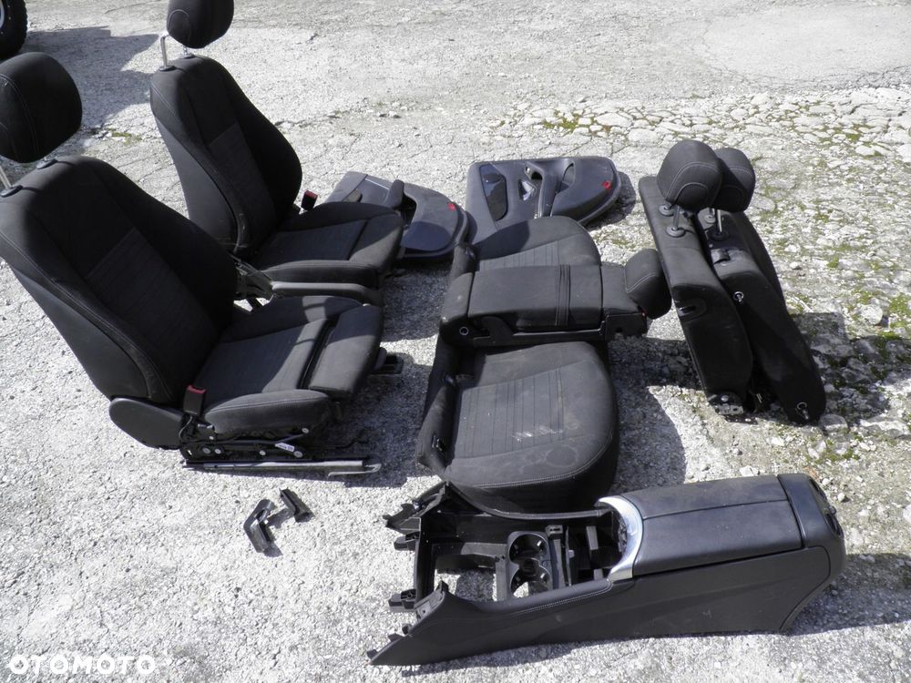 FOTELE KPL MERCEDES W205 C250 ZESTAW - 2