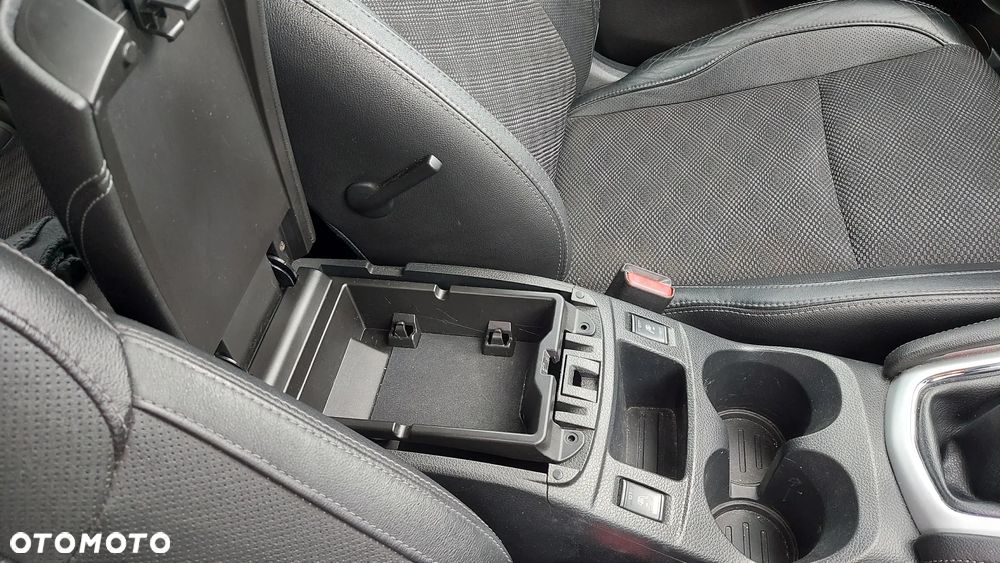 Nissan Qashqai 1.6 DCi ALL-MODE 4x4i TEKNA - 22