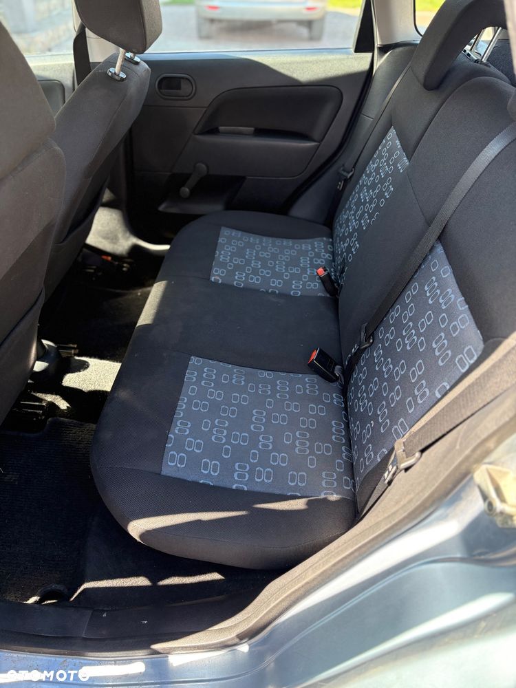 Ford Fiesta - 14