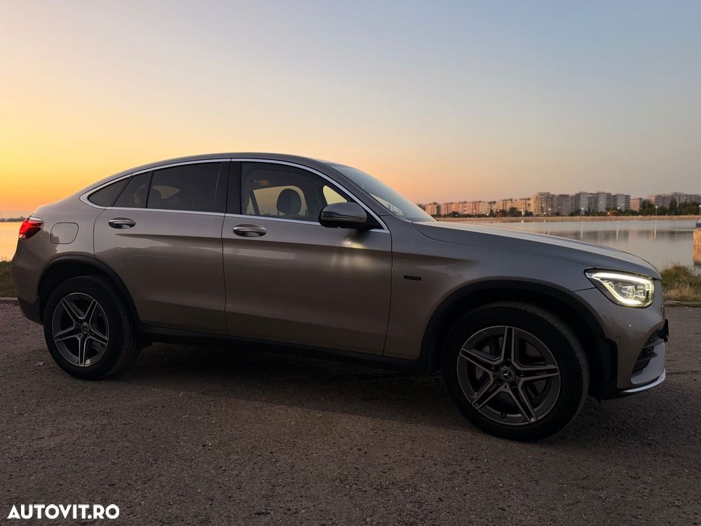 Mercedes-Benz GLC Coupe 300 4MATIC MHEV - 14