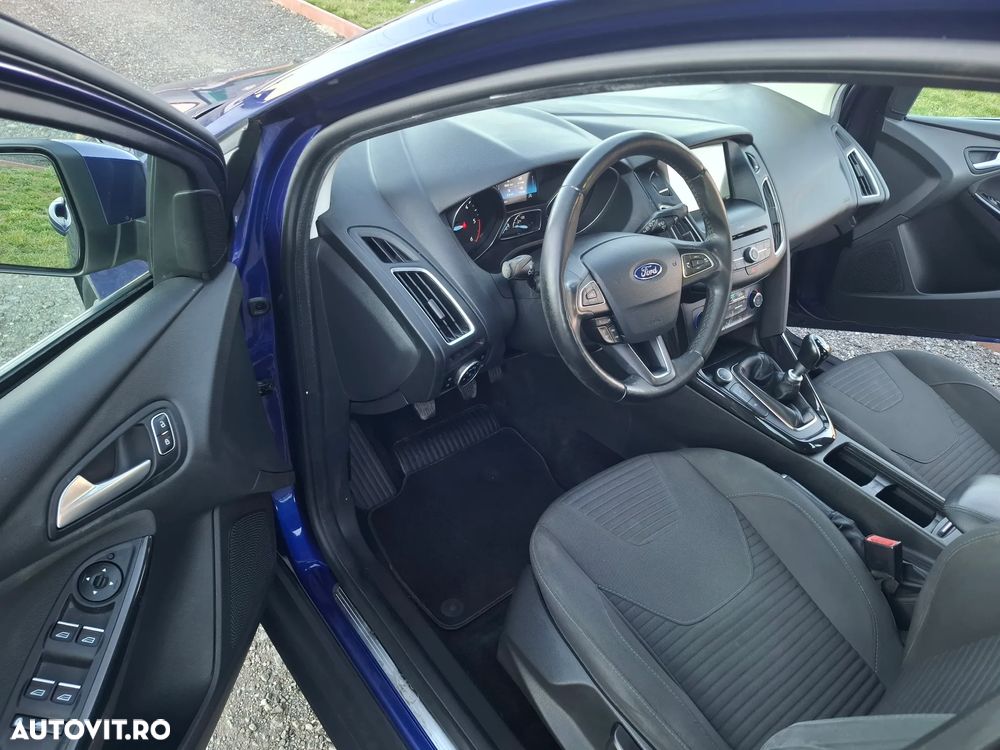 Ford Focus 1.5 TDCi ECOnetic 88g Start-Stopp-Sy Titanium - 5