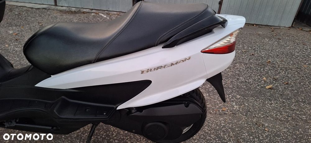 Suzuki Burgman - 7