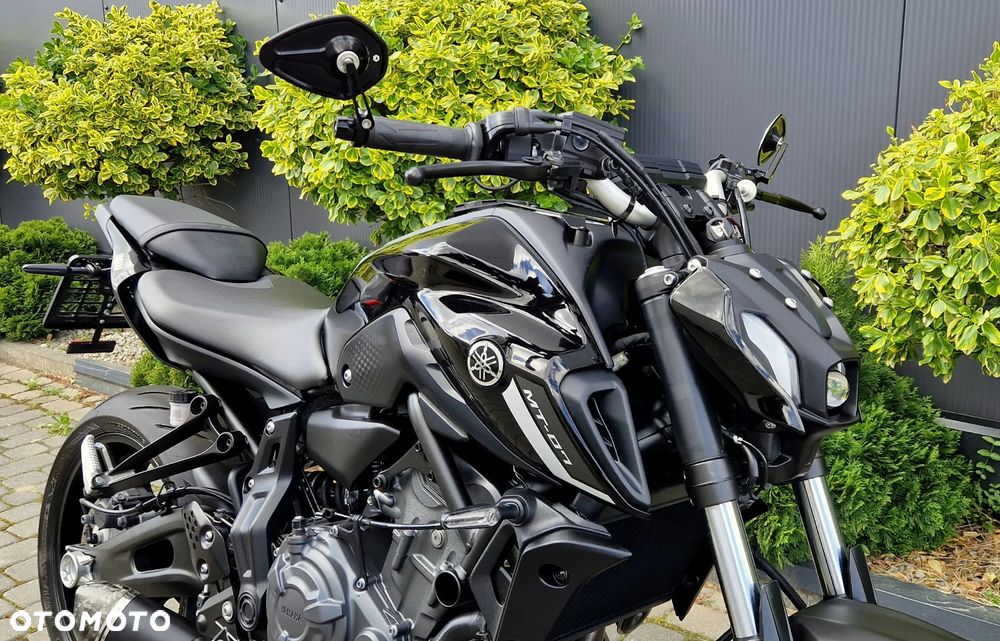 Yamaha MT - 18