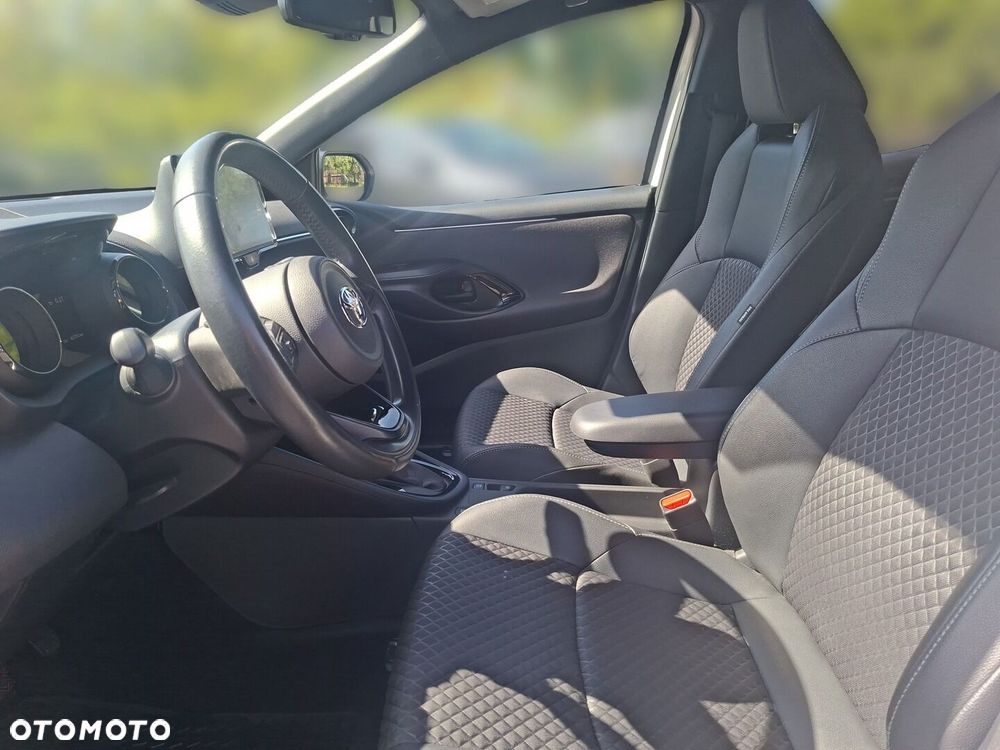 Toyota Yaris - 13