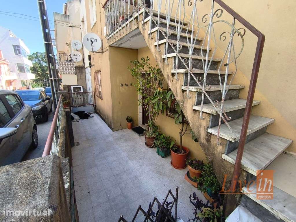 Oportunidade de Investimento Moradia Multifamiliar em Lisboa - Grande imagem: 4/15