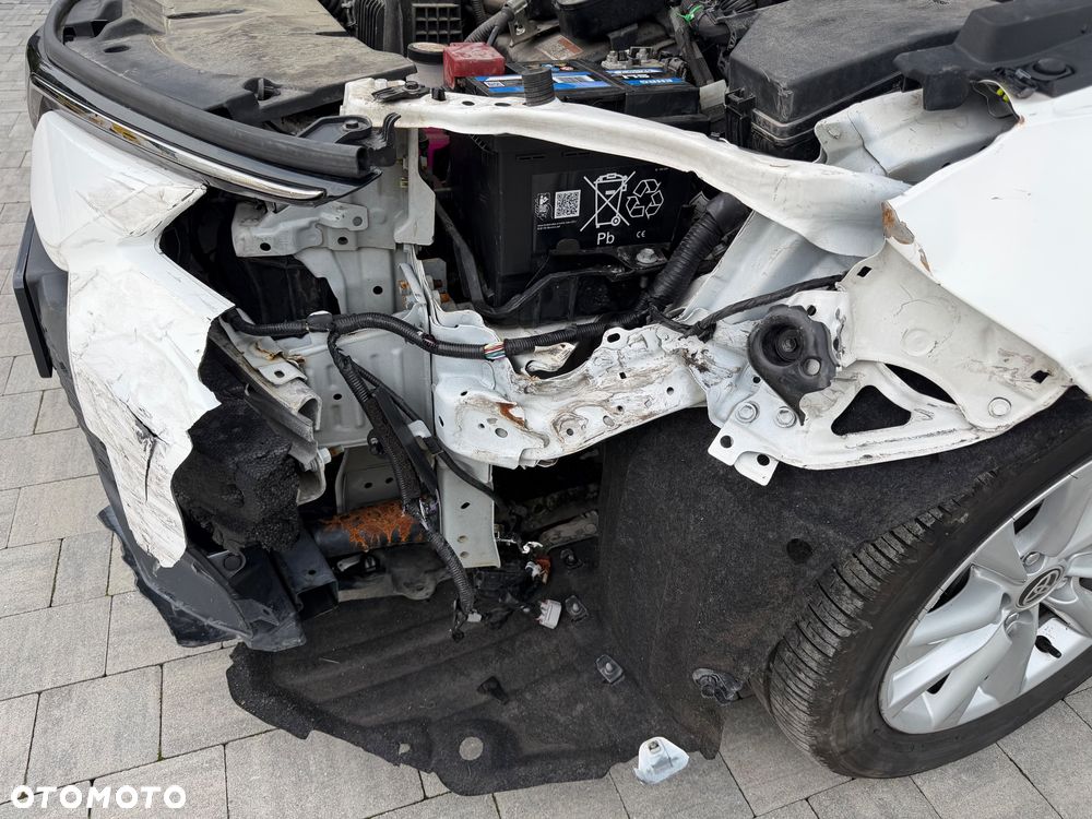 Toyota Corolla 1.8 Hybrid Comfort - 39