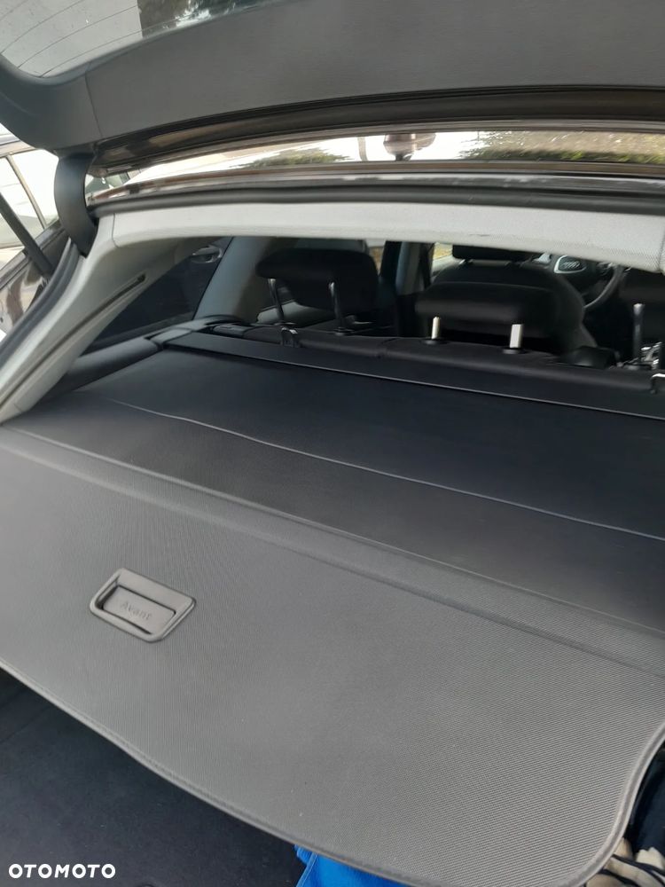 Audi A4 Avant 2.0 TDI ultra DPF Attraction - 5